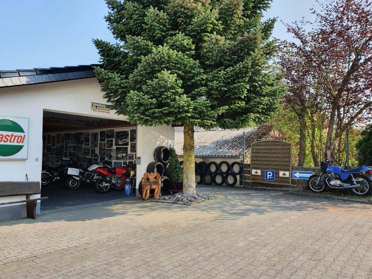 Hotel & Restaurant Huellen Barweiler Esterno foto