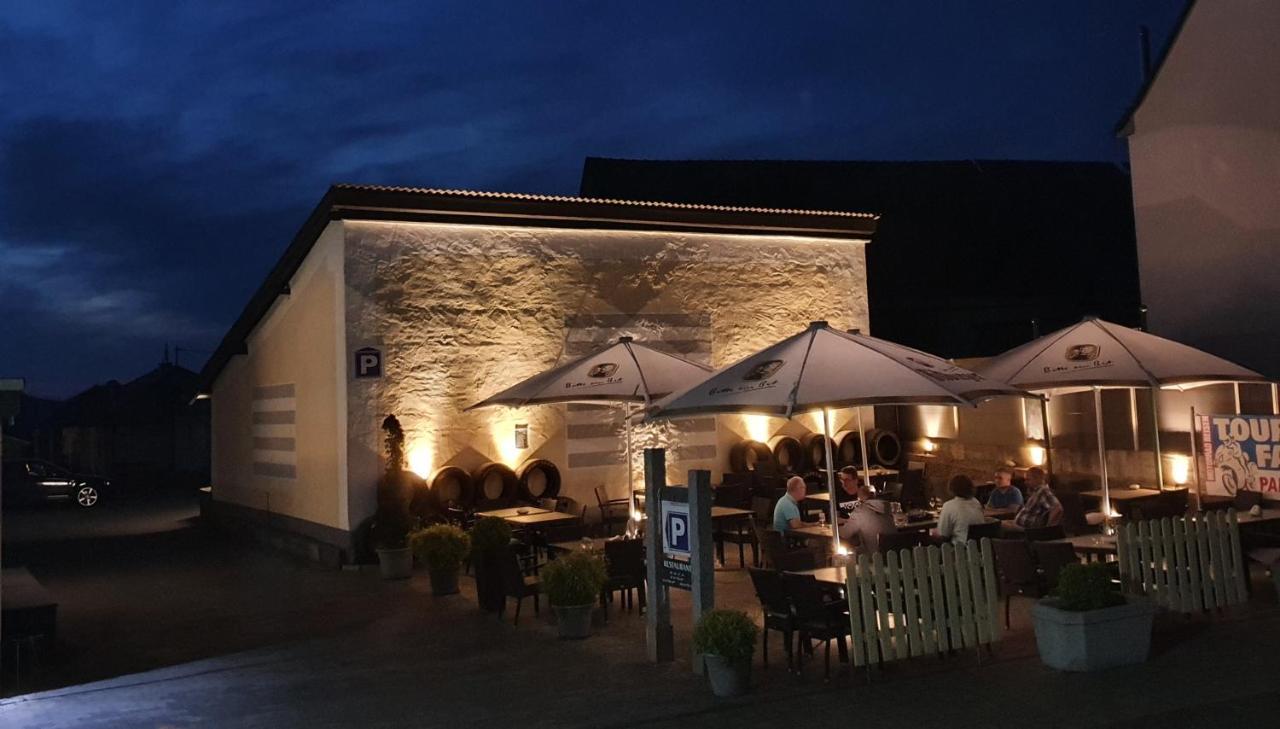 Hotel & Restaurant Huellen Barweiler Esterno foto