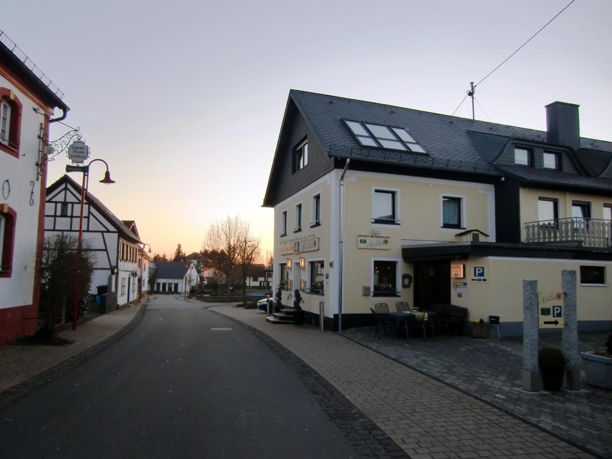 Hotel & Restaurant Huellen Barweiler Esterno foto